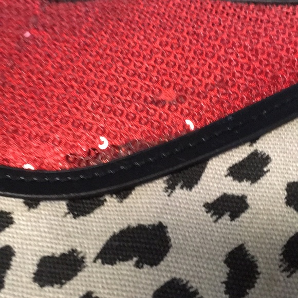 Preowned Betsy Johnson Large animal print tote - Picture 6 of 8